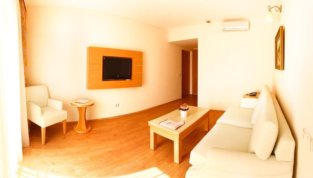 Ladonia Hotels Del Mare (Adults Only) غومْبيت المظهر الخارجي الصورة